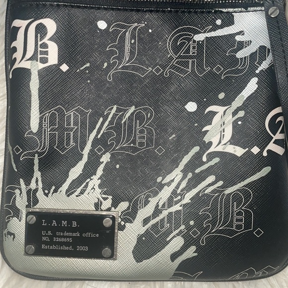 Gwen Stefani L.A.M.B. Crossbody Old English Splatter Paint Bag &FREE Card Wallet - Picture 4 of 10